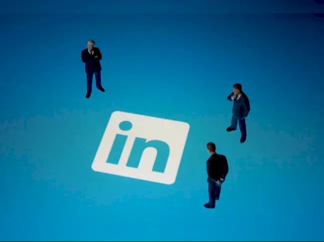 LinkedIn shares advertising revenue with creators in video push