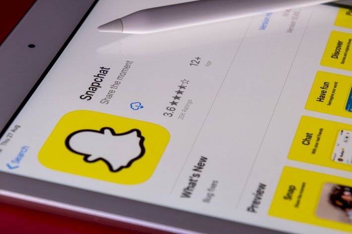 Snapchat's My AI chatbot: Enhancing user experiences and advertising